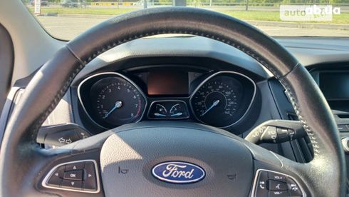 Ford Focus 2016 золотистый - фото 14