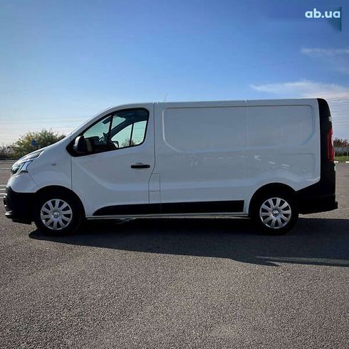 Renault Trafic 2019 - фото 6