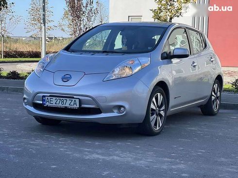 Nissan Leaf 2017 - фото 8