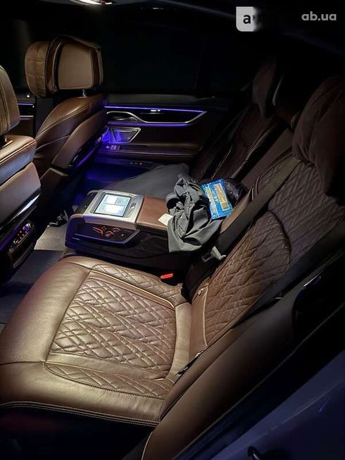 BMW 7 серия 2020 - фото 10