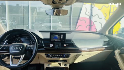 Audi Q5 2020 белый - фото 2