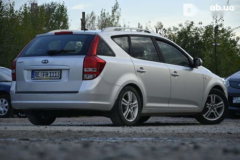 Kia Cee'd 2011 - фото 8