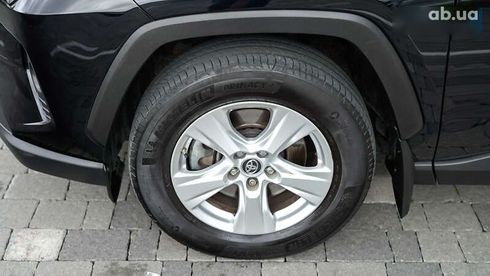 Toyota RAV4 2018 - фото 11