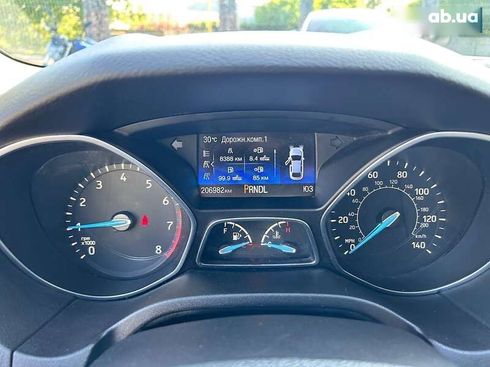 Ford Focus 2016 - фото 17