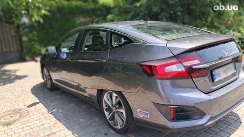 Honda Clarity Plug-In Hybrid 2019 серый - фото 3