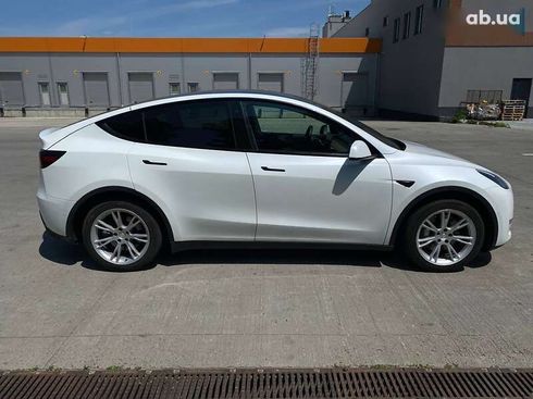Tesla Model Y 2021 - фото 14