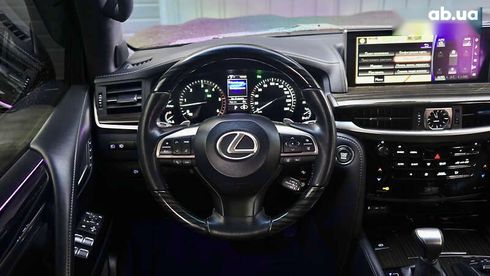 Lexus LX 2019 - фото 30
