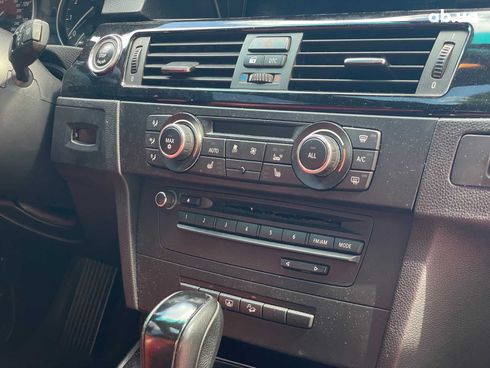 BMW 3 серия 2010 белый - фото 25