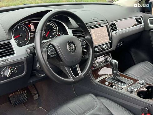 Volkswagen Touareg 2017 - фото 10