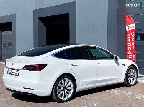 Tesla Model 3 2019 - фото 10