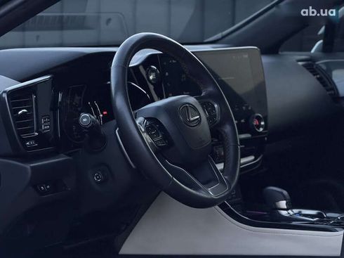 Lexus NX 2022 - фото 25
