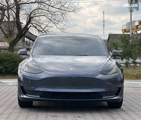 Tesla Model 3 2023 - фото 9