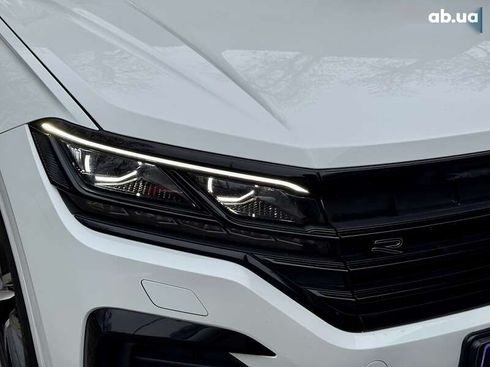 Volkswagen Touareg 2023 - фото 11