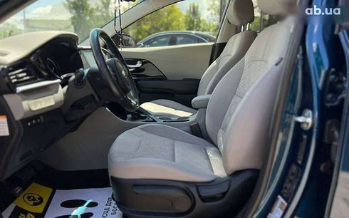 Kia Niro 2020 - фото 11