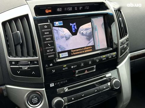 Toyota Land Cruiser 2012 - фото 27