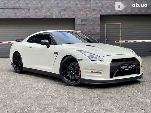 Nissan GT-R 2013 - фото 3