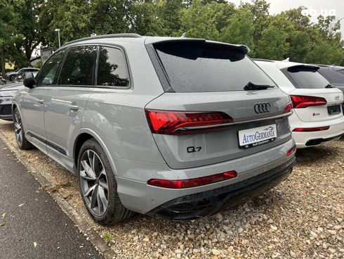 Audi Q7 2023 - фото 30