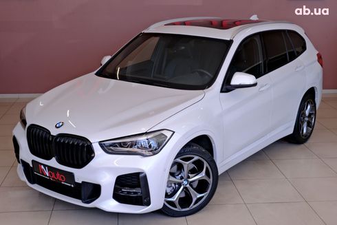 BMW X1 2018 белый - фото 2
