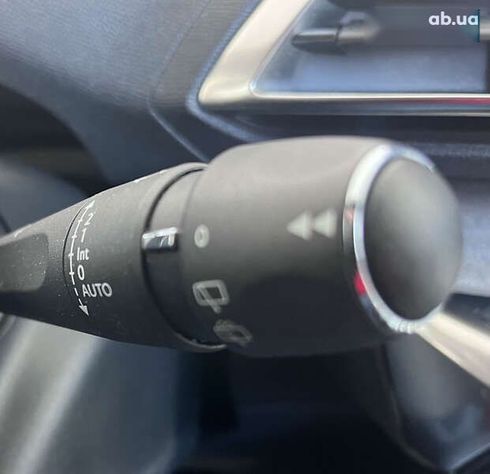 Peugeot 5008 2019 - фото 18