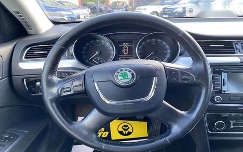 Skoda Superb 2012 - фото 12