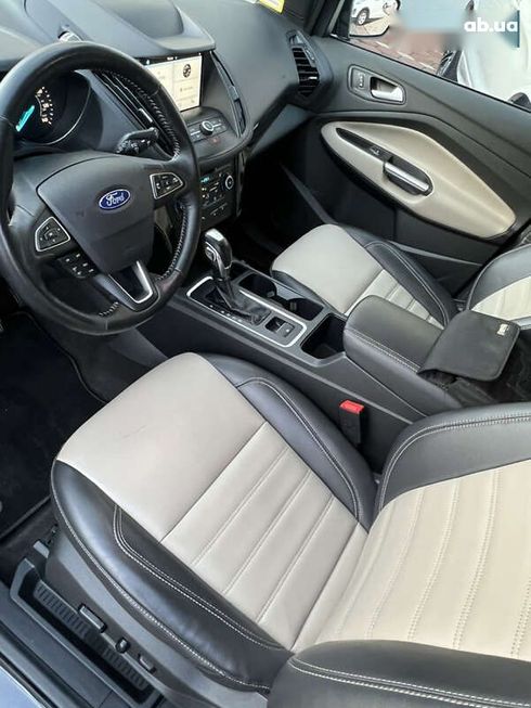 Ford Escape 2018 - фото 20
