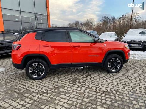 Jeep Compass 2017 - фото 9