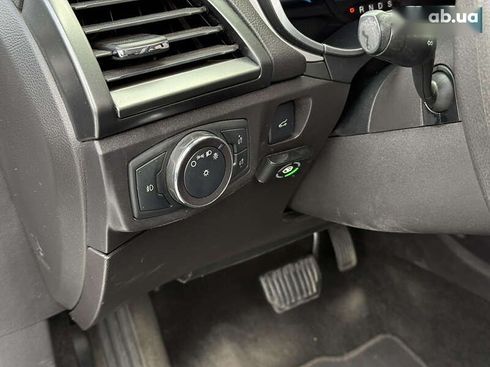 Ford Fusion 2016 - фото 28