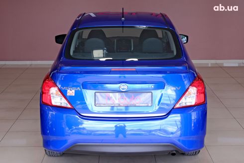Nissan Versa 2017 синий - фото 6