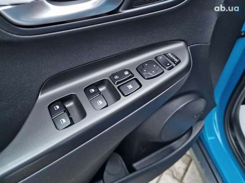 Hyundai Kona 2021 - фото 23