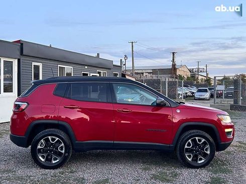 Jeep Compass 2017 - фото 4