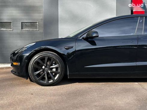 Tesla Model 3 2022 - фото 5