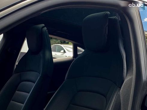 Porsche Taycan 2020 - фото 12