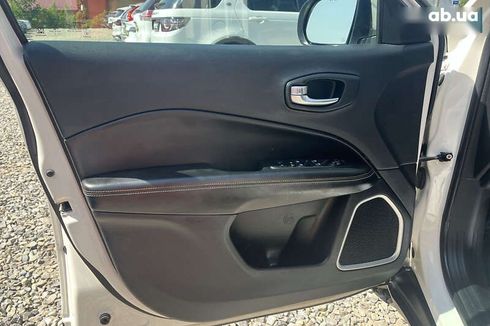 Jeep Compass 2019 - фото 8