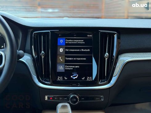 Volvo S60 2020 - фото 28