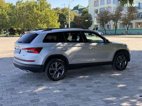Skoda Kodiaq 2021 - фото 8