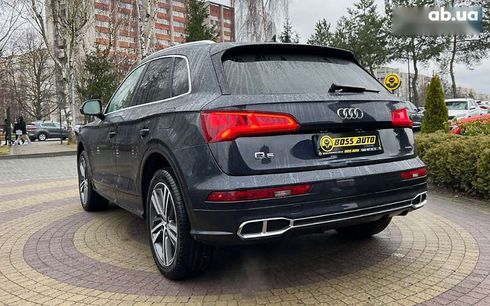 Audi Q5 2020 - фото 5