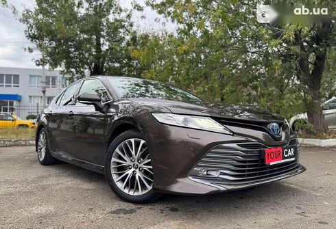 Toyota Camry 2019 - фото 17