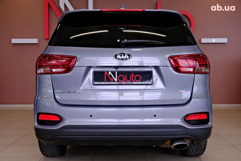 Kia Sorento 2019 серый - фото 6