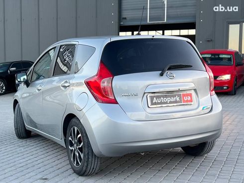 Nissan Note 2014 серый - фото 5