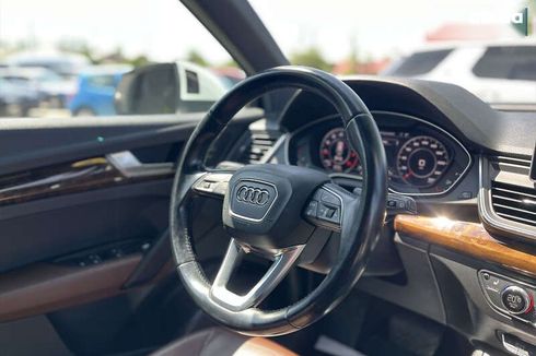 Audi Q5 2018 - фото 28