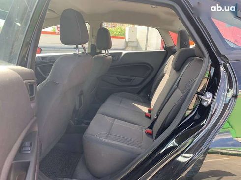 Ford Fiesta 2019 - фото 10