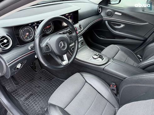Mercedes-Benz E-Класс 2018 - фото 28