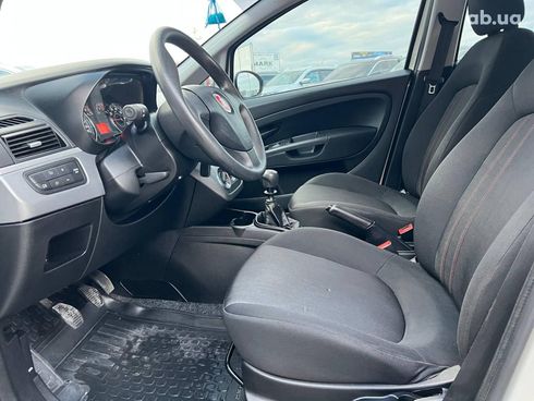 Fiat grande punto 2012 белый - фото 19