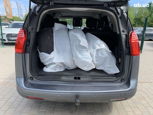 Peugeot 5008 2011 - фото 28