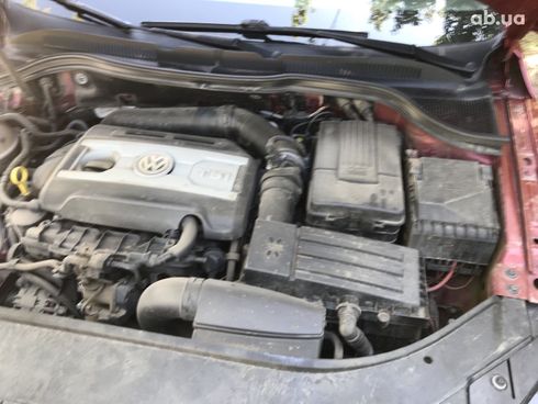 Volkswagen Passat CC 2014 красный - фото 4
