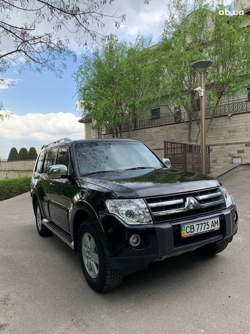 Mitsubishi Pajero Wagon 2008 черный - фото 10