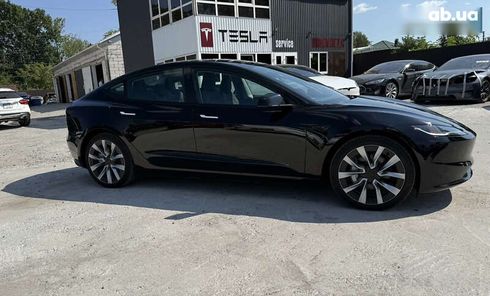 Tesla Model 3 2024 - фото 11