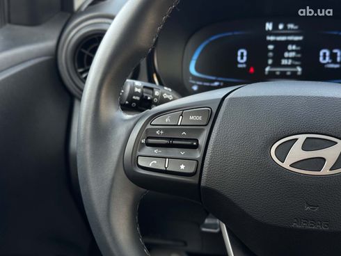 Hyundai i10 2024 зеленый - фото 29