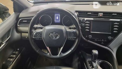Toyota Camry 2019 - фото 8