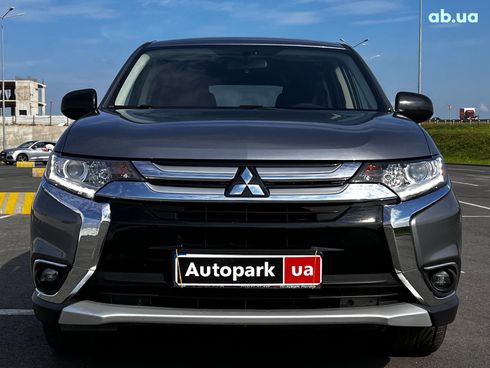 Mitsubishi Outlander 2017 серый - фото 2